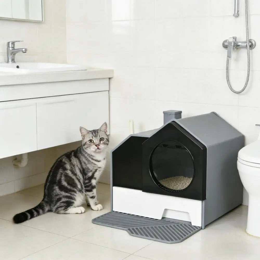 Easy-to-Clean Hooded Cat Litter Box